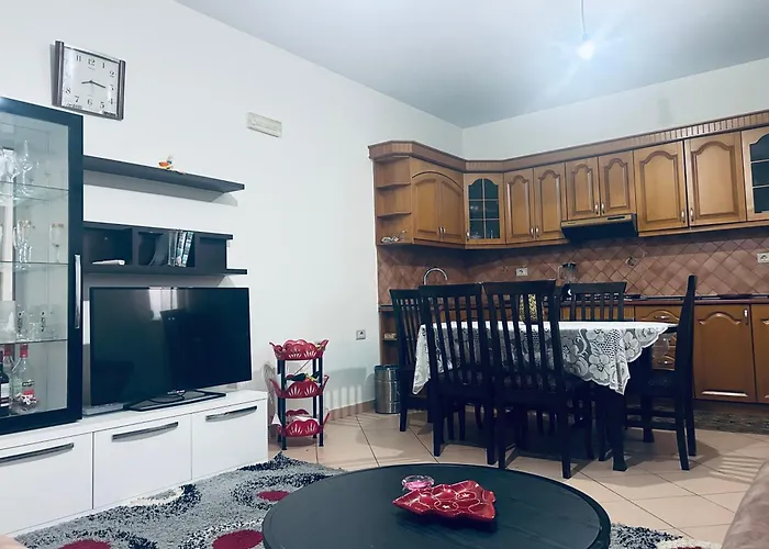 An Unforgettable 別荘 Polisi i Vogel